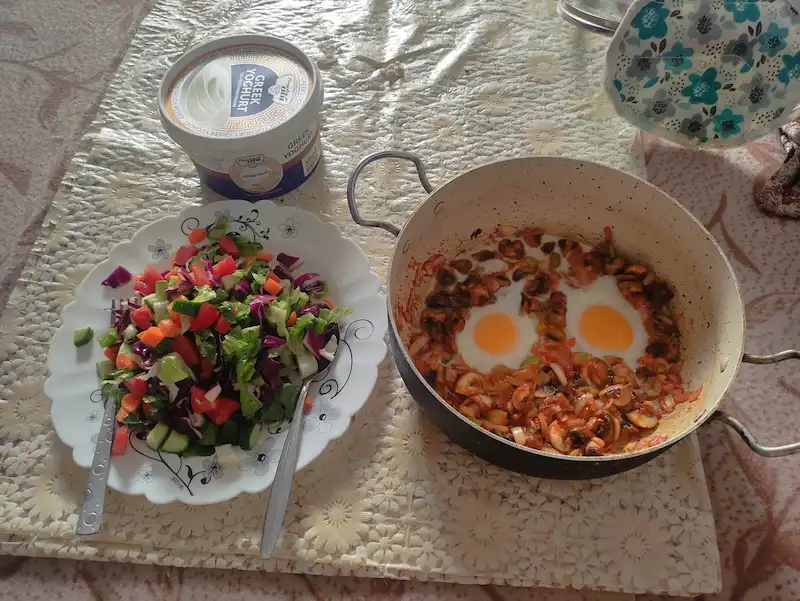 یه وعدهٔ کاملا سالم و مقوی رو مشاهده می‌فرمایید